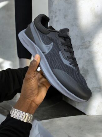 Sneakers ZoomX Grey Shadow – Légèreté & Performance