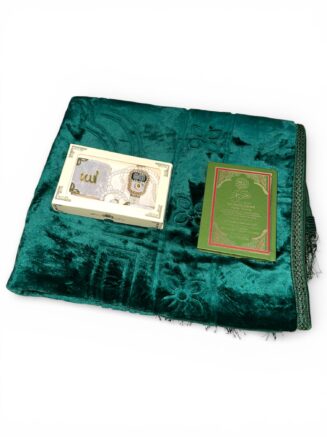 Coffret Baraka Émeraude – Tapis Velours, Tasbih Digital & Mini Coran 💚✨