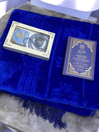 Coffret Spirituel Bleu Royal – Tapis, Coran et Tasbih